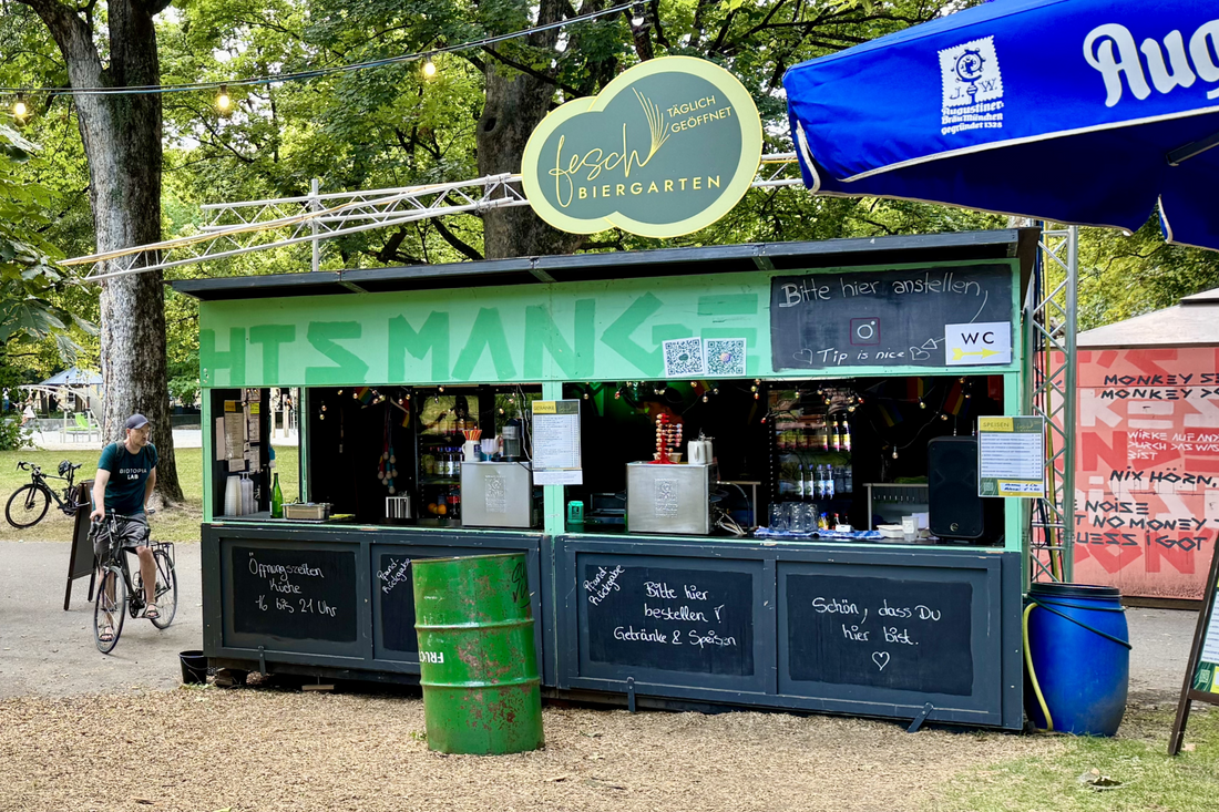 Das queere Wirtshaus fesch bringt Biergarten zurück in den Nussbaumpark