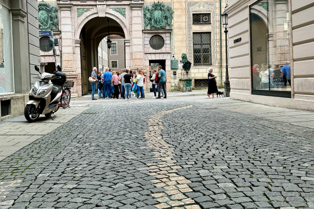 Ein kleiner Umweg mit großer Bedeutung: Die Viscardigasse